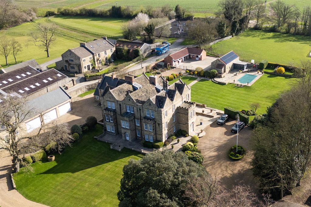 Additional image 108 of 7 bed detached house for salePark Hall, Parkhall Lane, Spinkhill, Sheffield S21