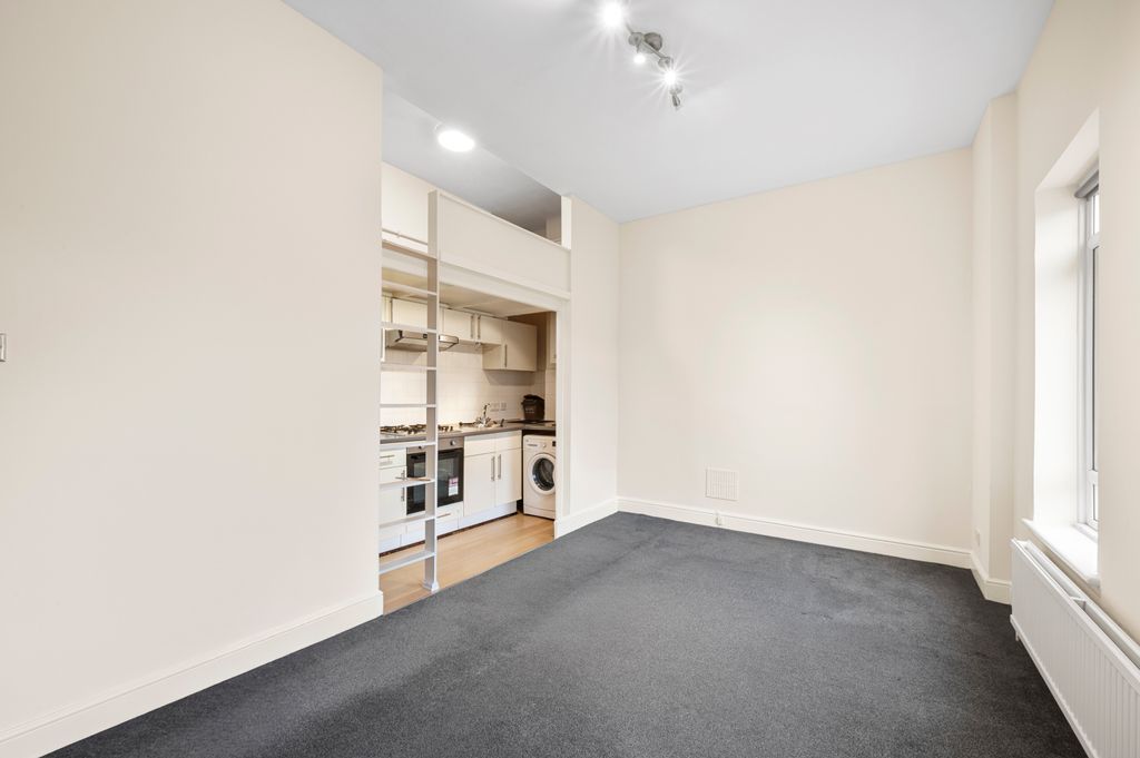 Property photo 1 of 9 Picture No. 09