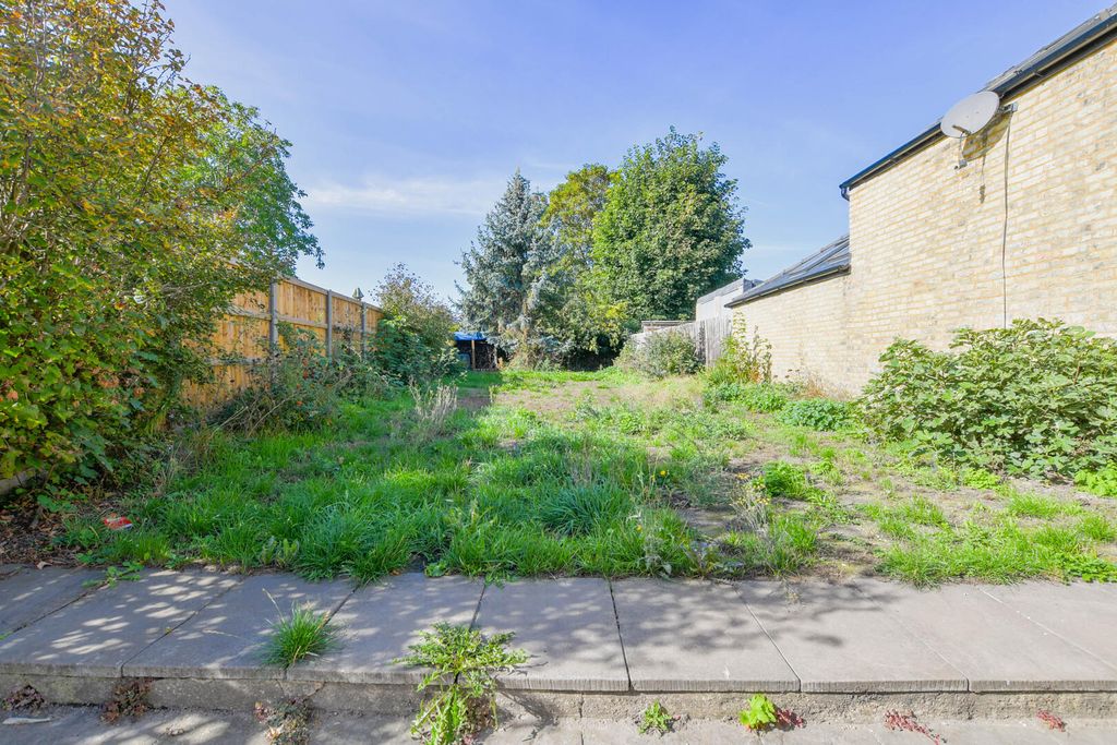 Property photo 3 of 18 Dsc_4013-Hdr-1.Jpg