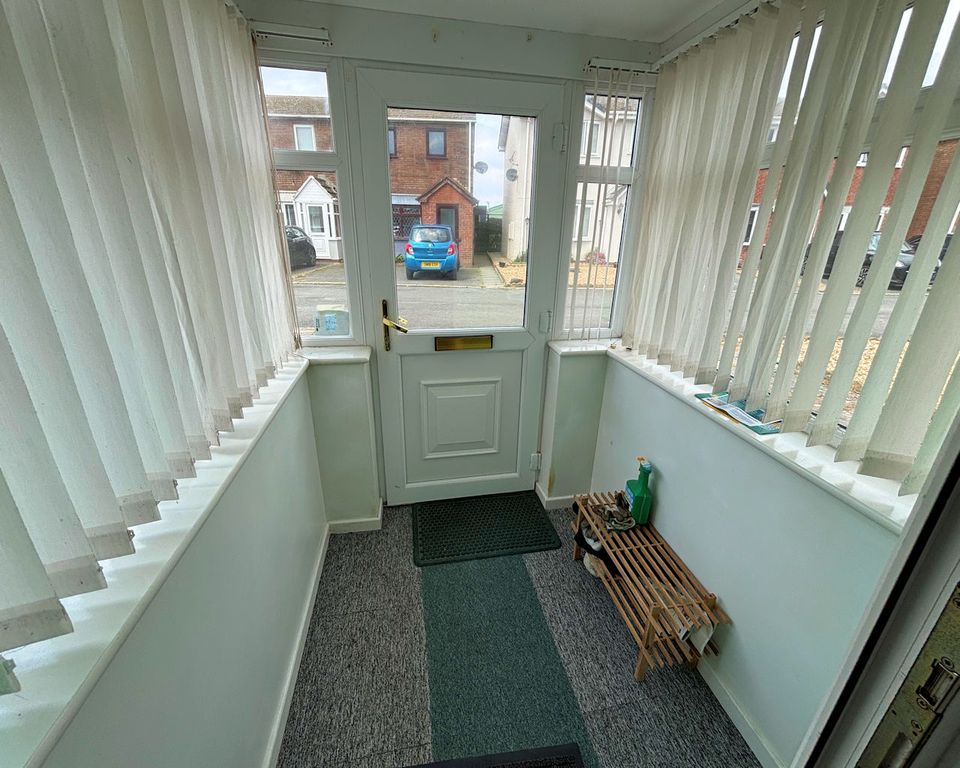 Property photo 3 of 28