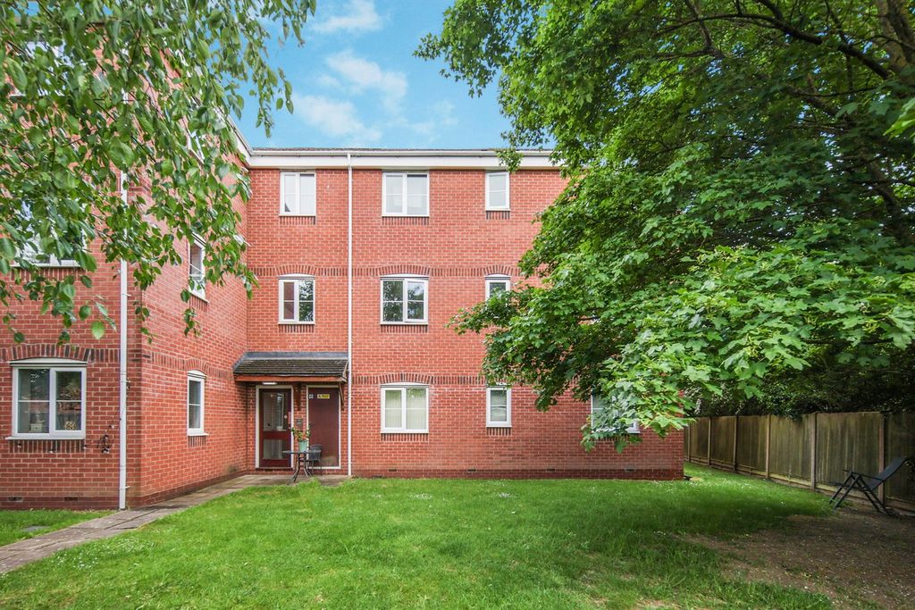 Property photo 1 of 13