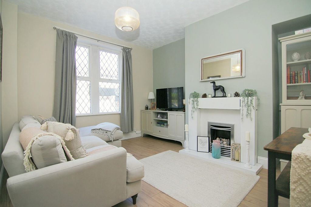 Property photo 2 of 13 Living Room