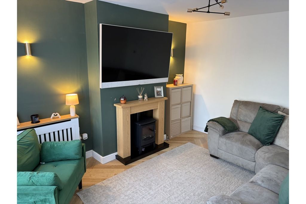 Property photo 3 of 13