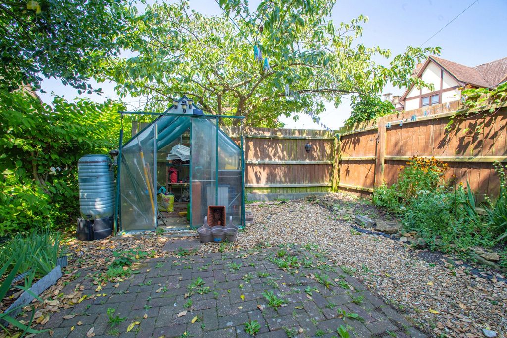 Property photo 3 of 7 Picture No. 02