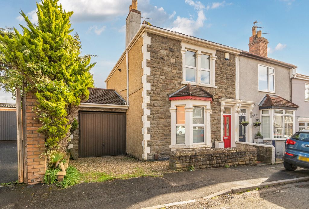 Property photo 1 of 22 1416301-2-6992F95...