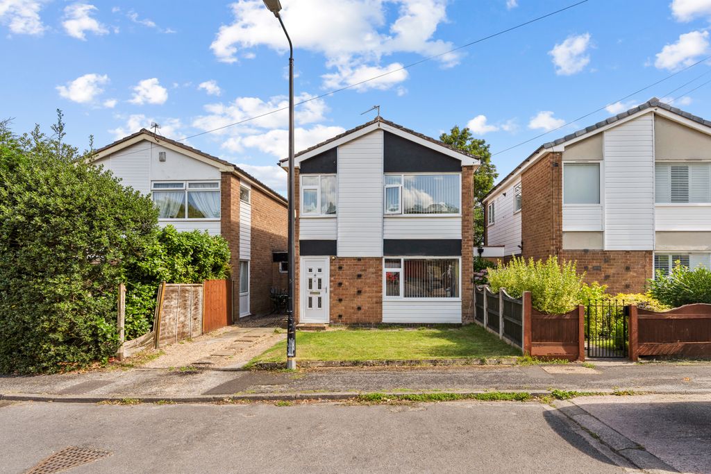 Property photo 2 of 19