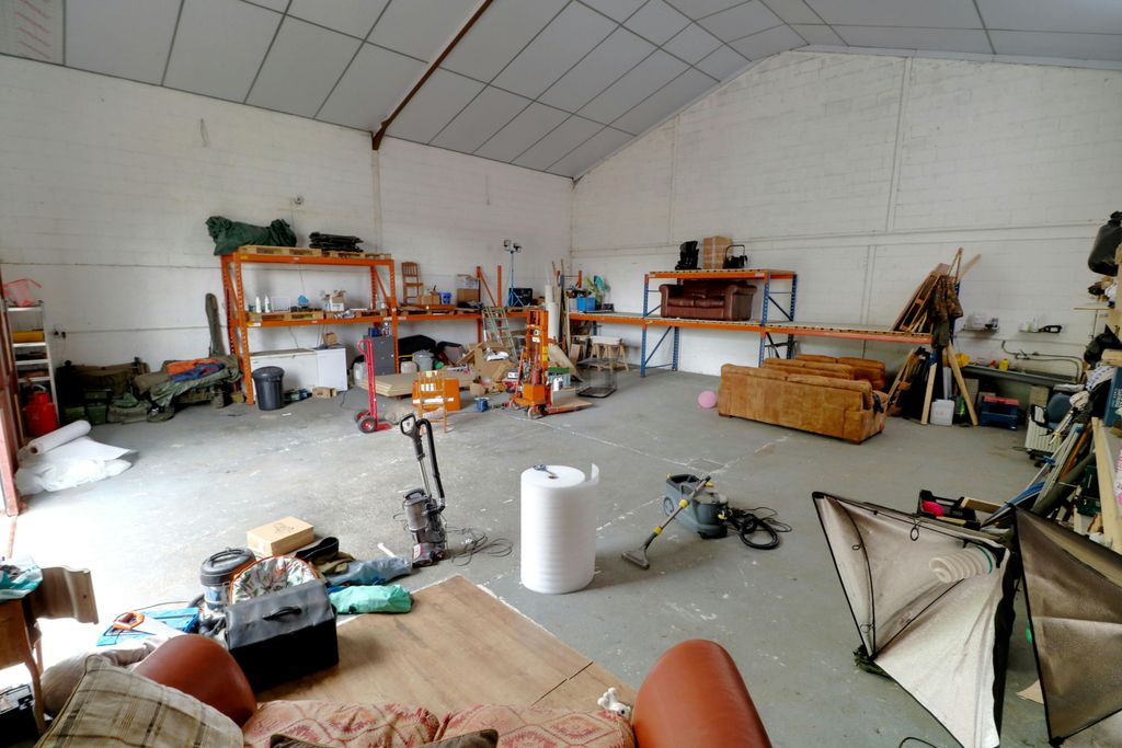 Property photo 2 of 3 Internal 1.Jpg