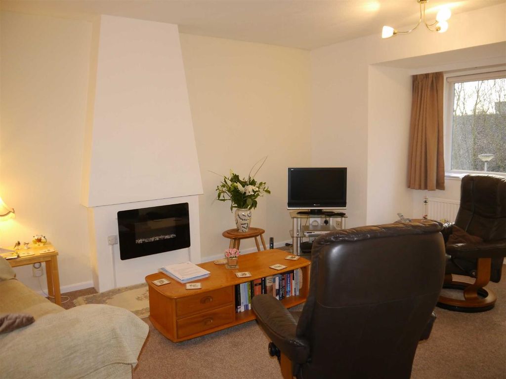 Property photo 2 of 5