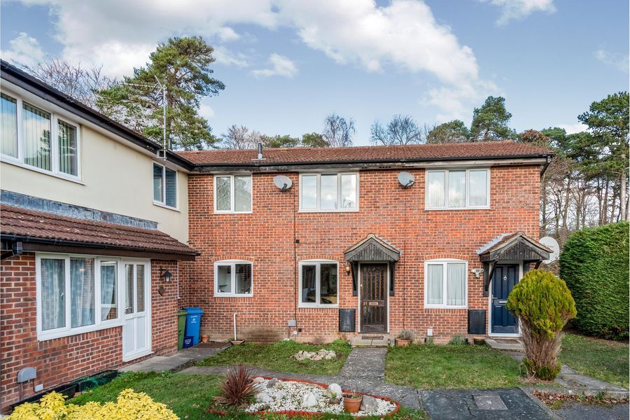 Property photo 1 of 8 1.Frontnew.Jpg