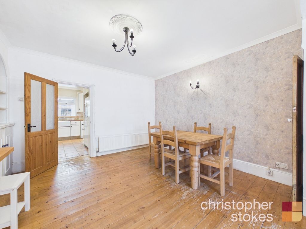 Property photo 3 of 18 4529337
