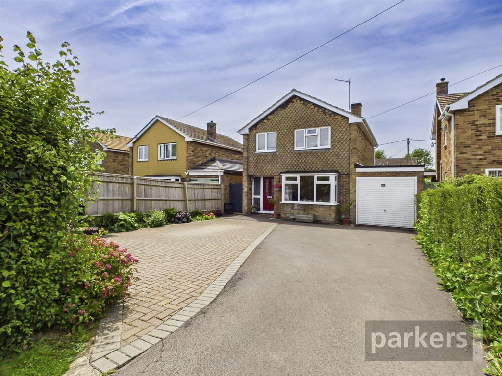 Property photo 1 of 36 Picture No. 12