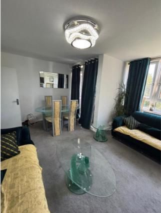 Property photo 3 of 10 Photo 3