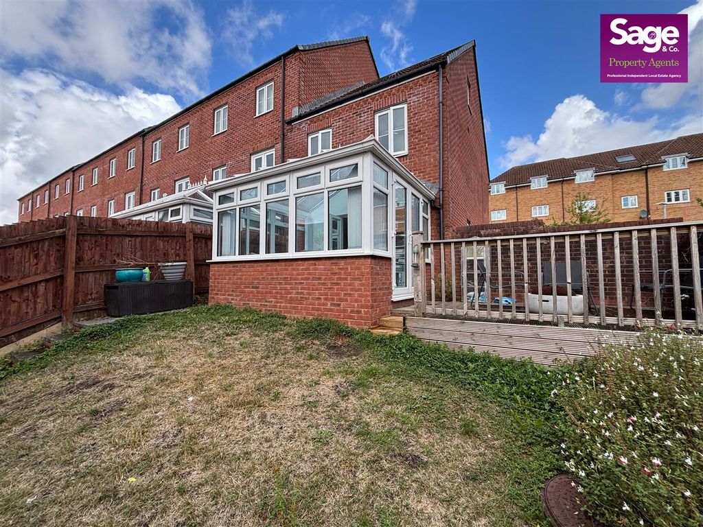 Property photo 2 of 33 Image00033 (1).Jpeg