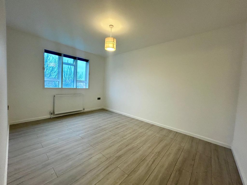 Property photo 1 of 6 1 Bed Flat To Rent Fircroft, London N1