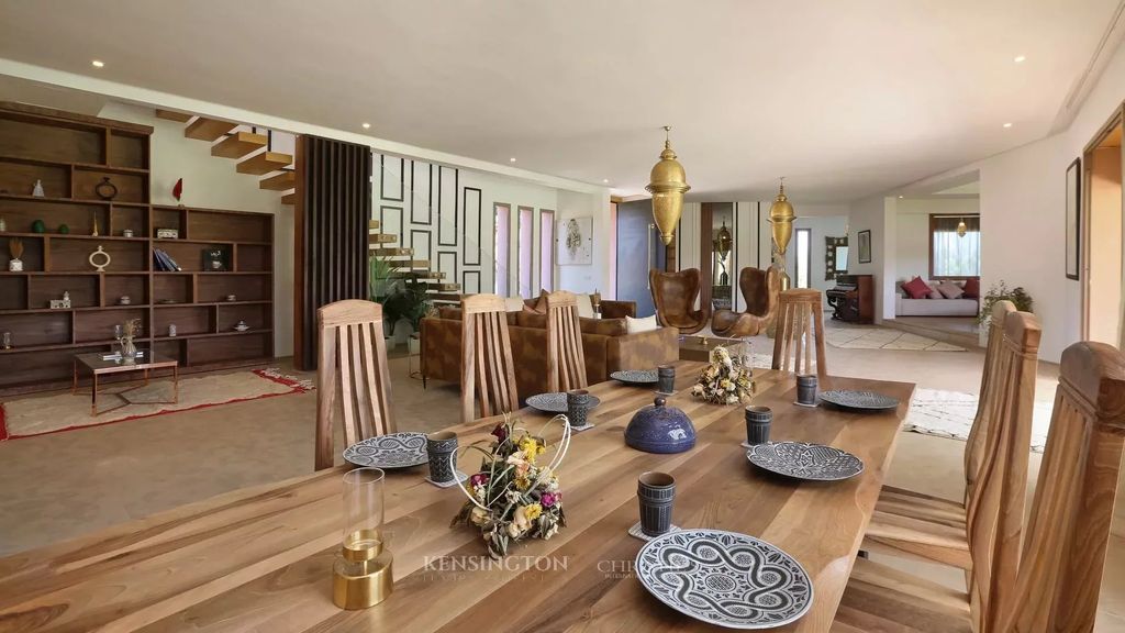 Property photo 3 of 65 Cliquer Ici Si Vous Cherchez Une Villa À Vendre À Marrakech - Villa Nada Avec Kensingtonmorocco.Com, Leader De L'immobilier Au Maroc