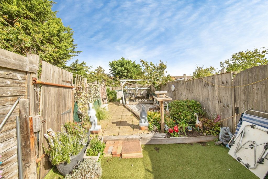 Property photo 3 of 14