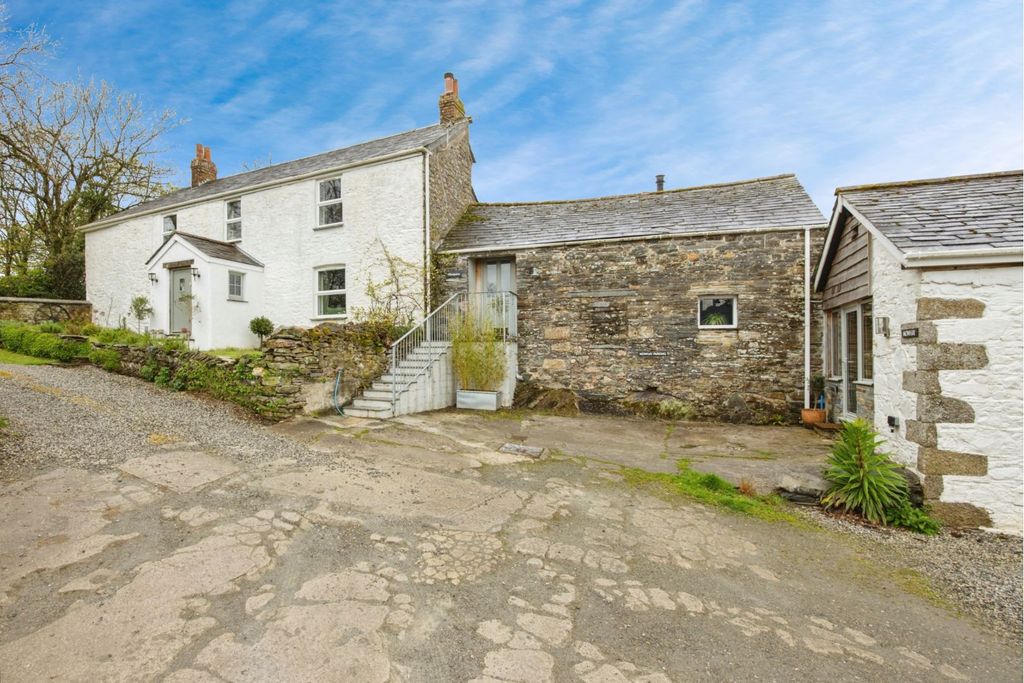 Property photo 2 of 29