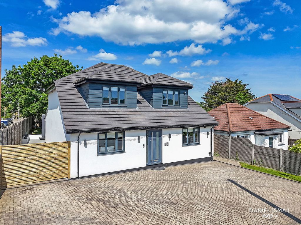 Property photo 1 of 36