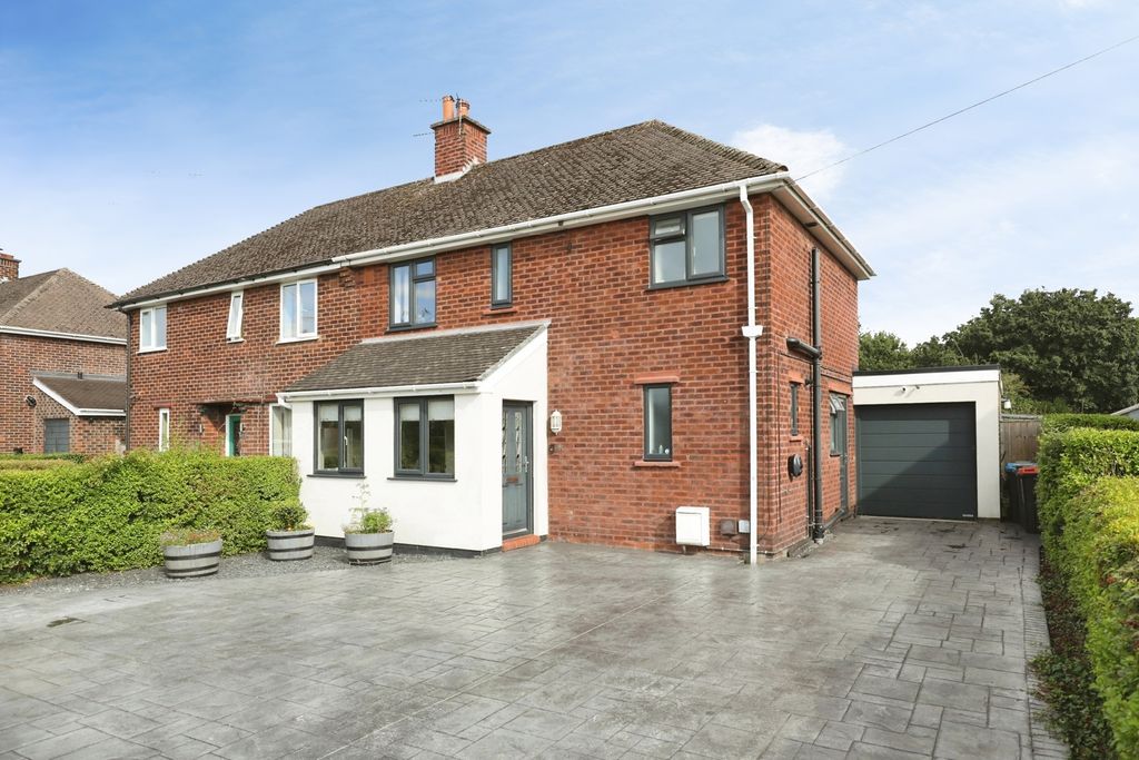 Property photo 1 of 30 Pbox-Img.Jpg