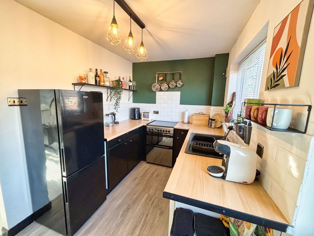 Property photo 3 of 22