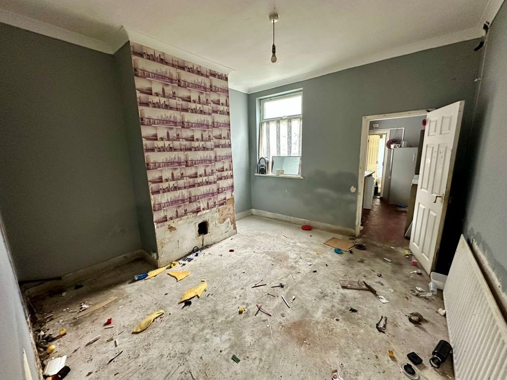 Property photo 2 of 8 Image 2