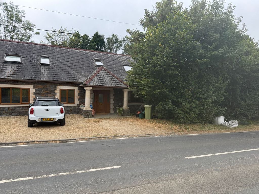 Property photo 1 of 38