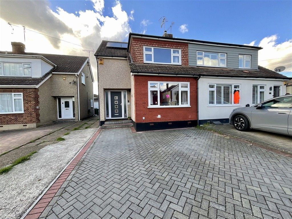 Property photo 1 of 9 Front