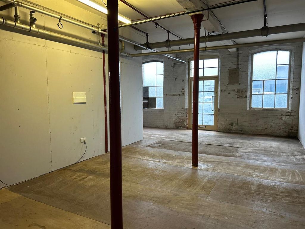 Property photo 2 of 17 Whatsapp Image 2025-12-10 At 13.36.25 (20) (1).Jpe