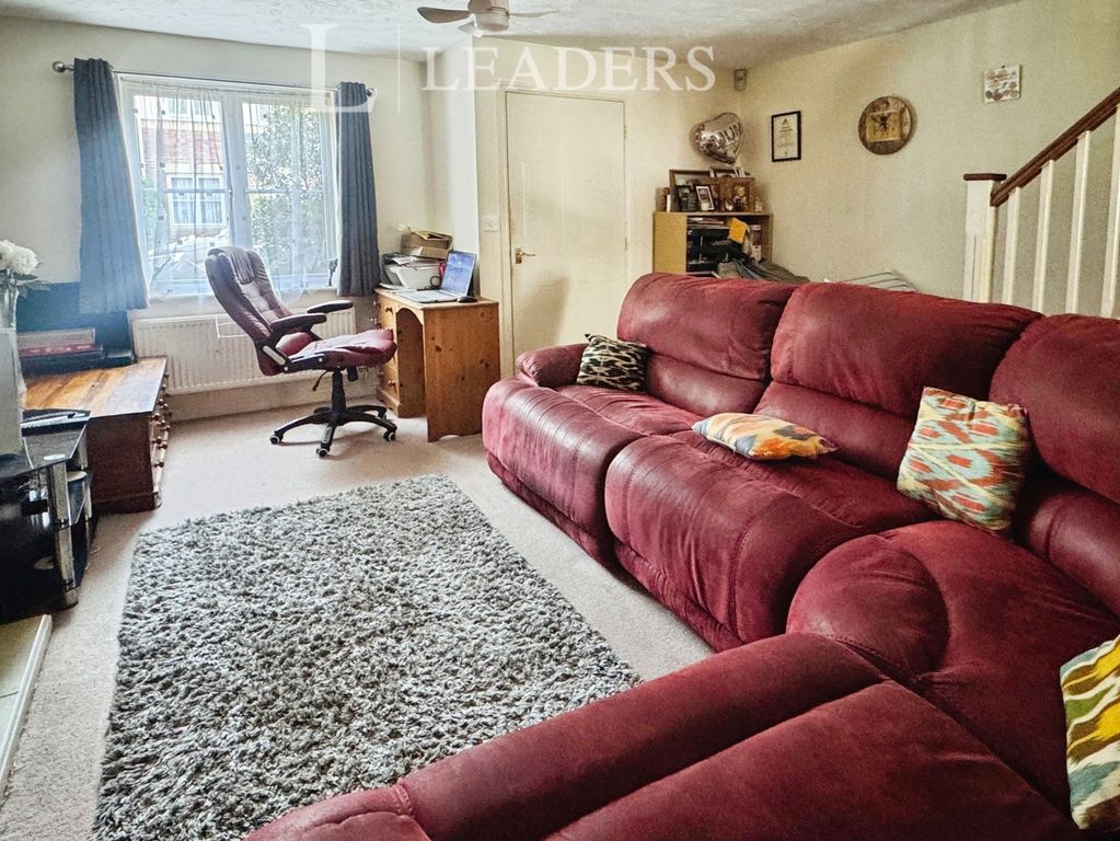 Property photo 3 of 10 Pbox-Img.Jpg