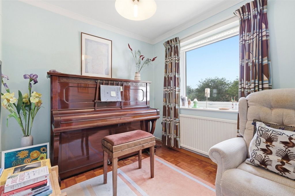 Property photo 3 of 23 Picture No. 07
