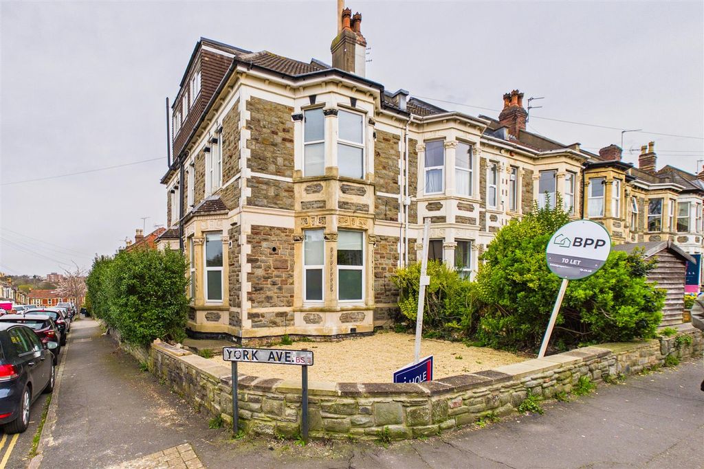 Property photo 2 of 22 York House, Ground Floor 194 Ashley Down Road, Ash