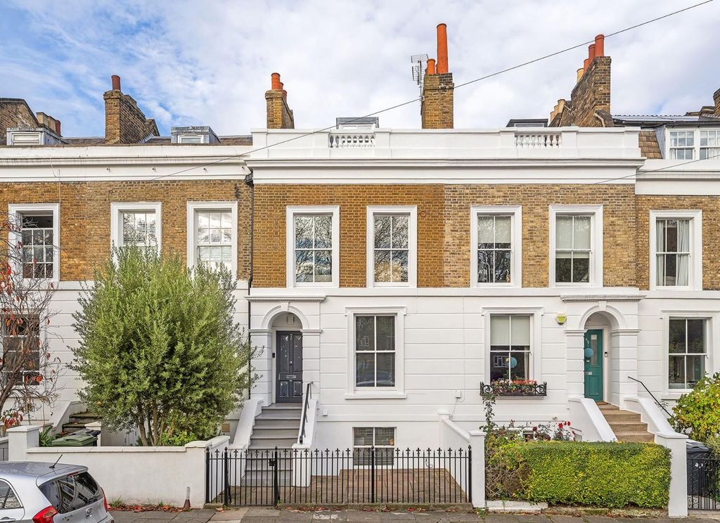 Property photo 1 of 21 Exterior (2).Jpg