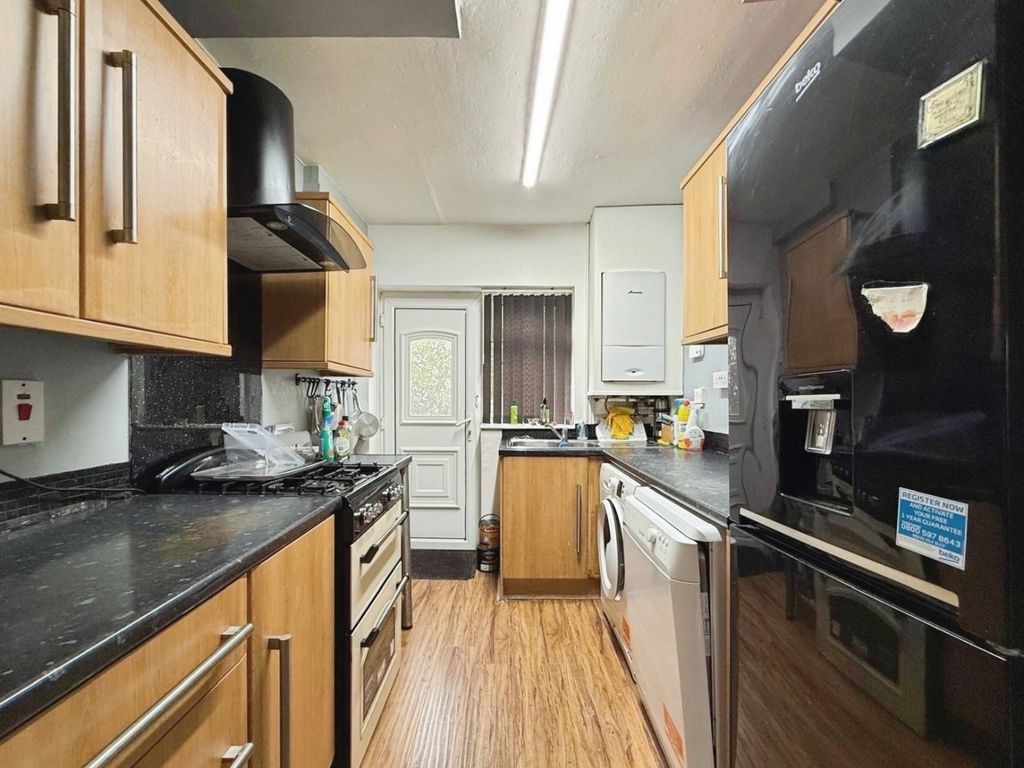 Property photo 3 of 18 Pbox-Img.Jpg