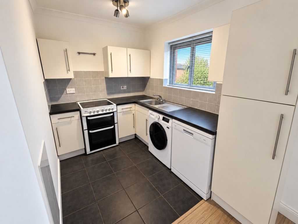 Property photo 3 of 5 5424262