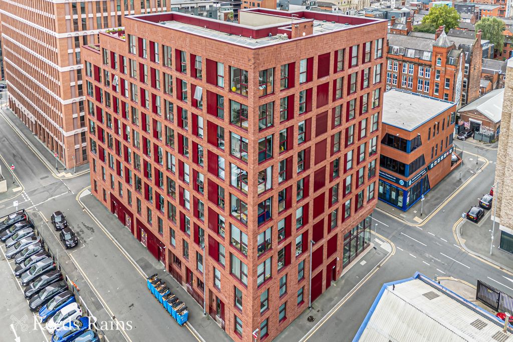 Property photo 1 of 25 Drone