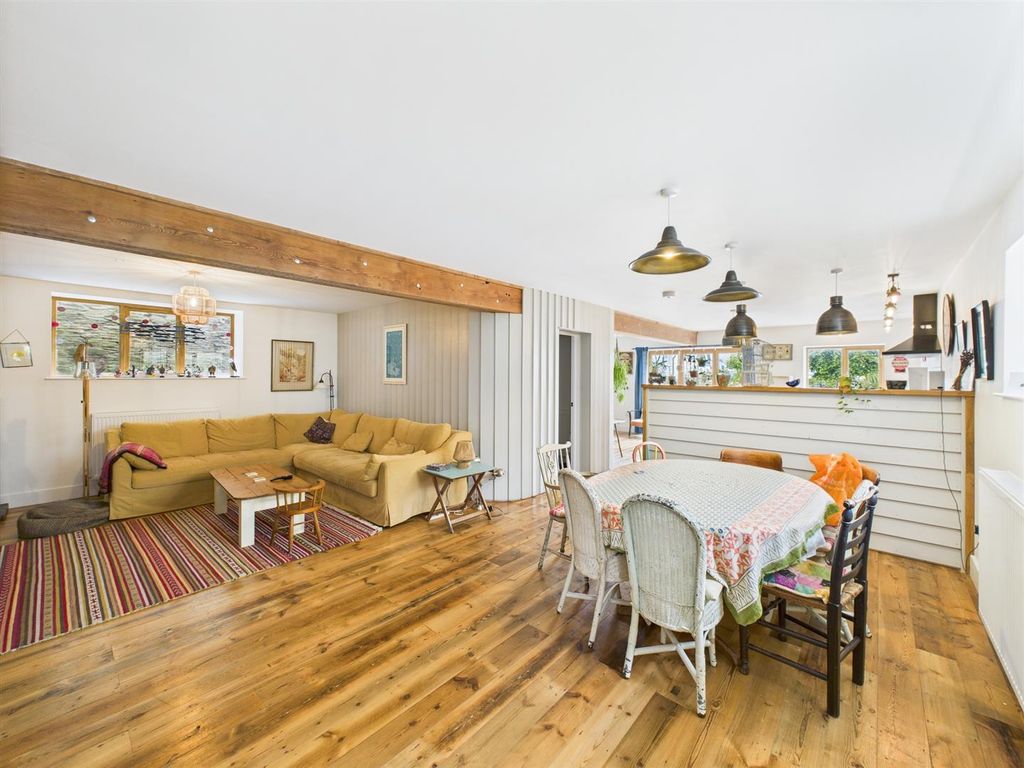 Property photo 1 of 26 Kitchen/Diner/Lounge