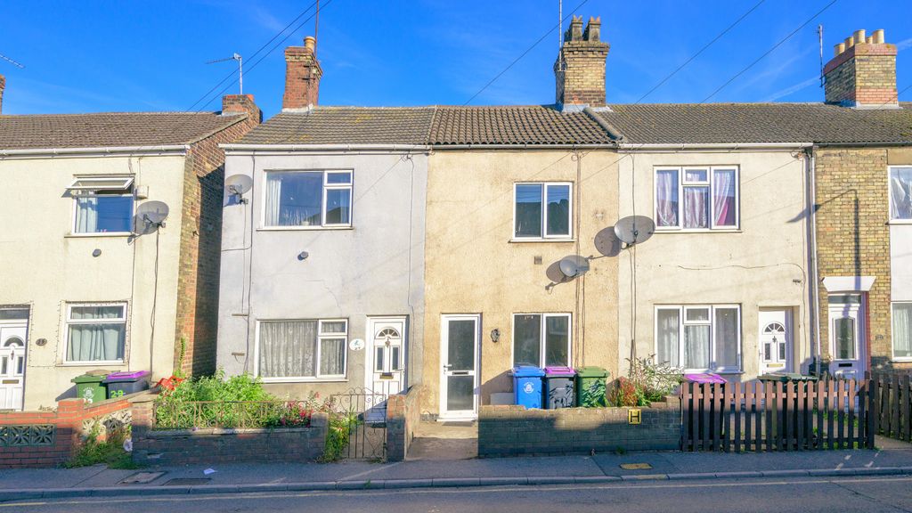 Property photo 1 of 17