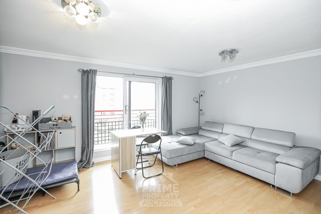 Property photo 3 of 18