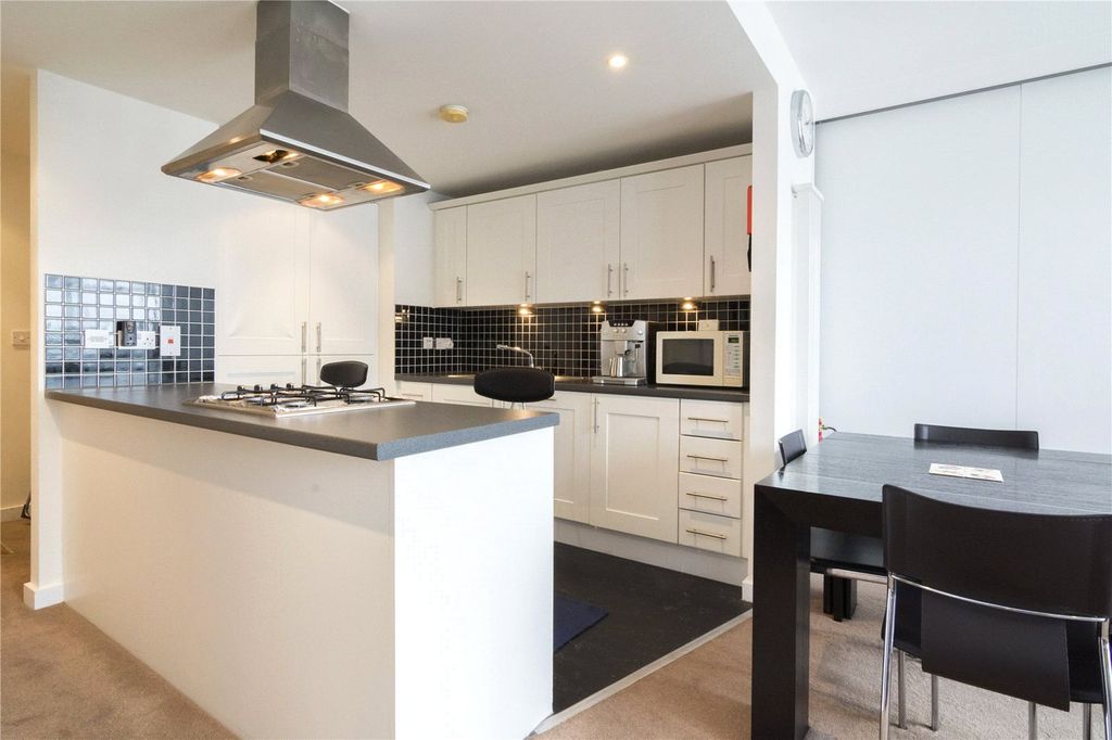 Property photo 2 of 6 Kitchen/Diner