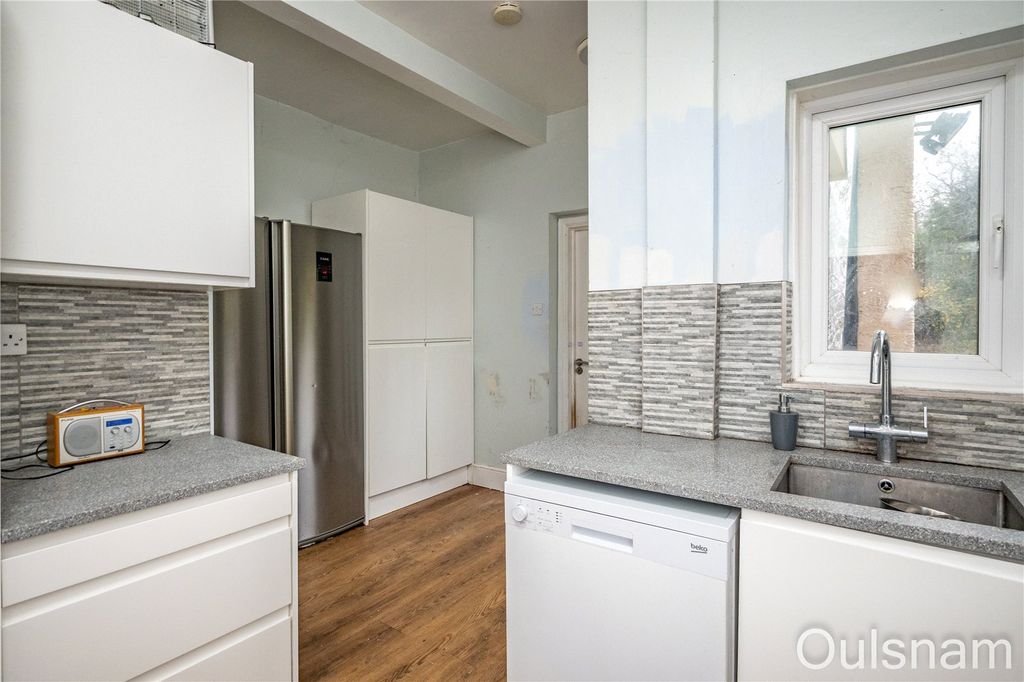 Property photo 3 of 6 Picture No. 06