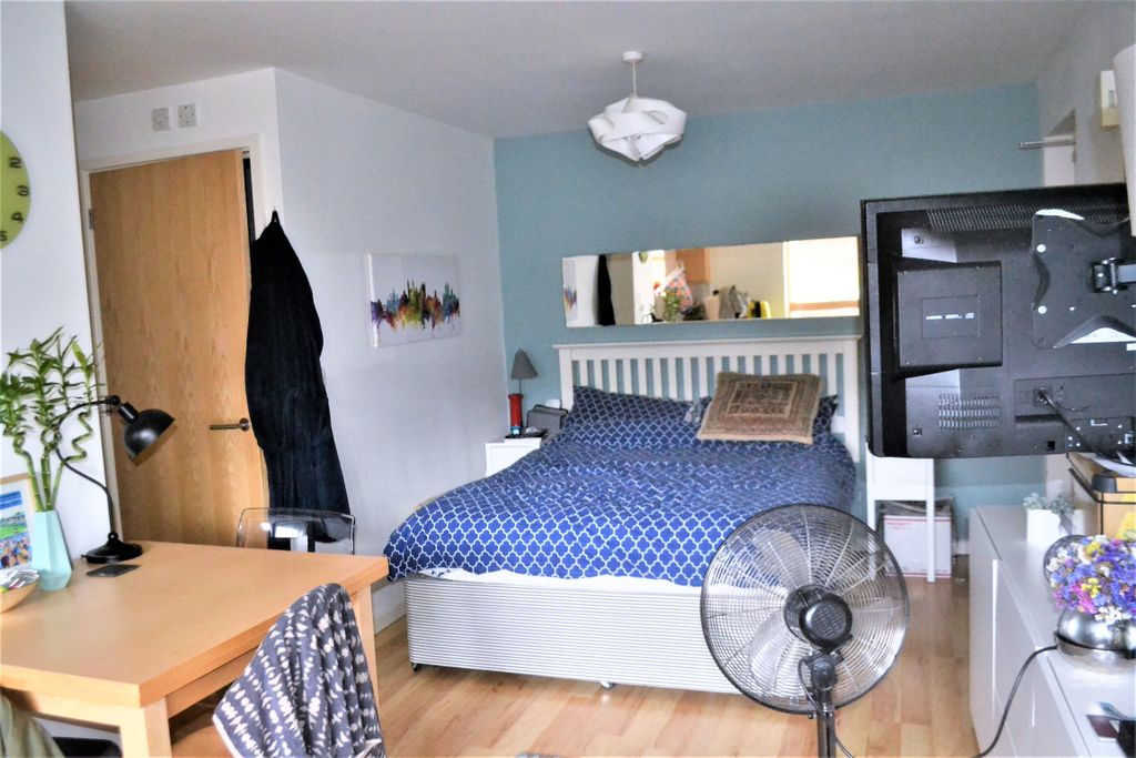 Property photo 3 of 3 Bedroom