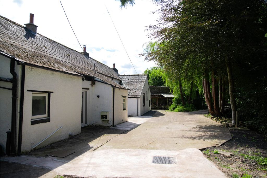 Property photo 2 of 24 Picture No. 29