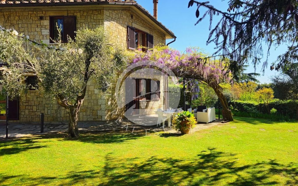 Property photo 3 of 26