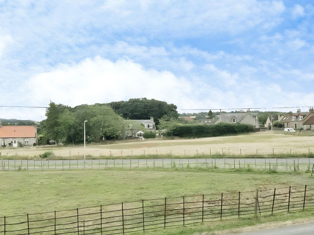 Property photo 2 of 25
