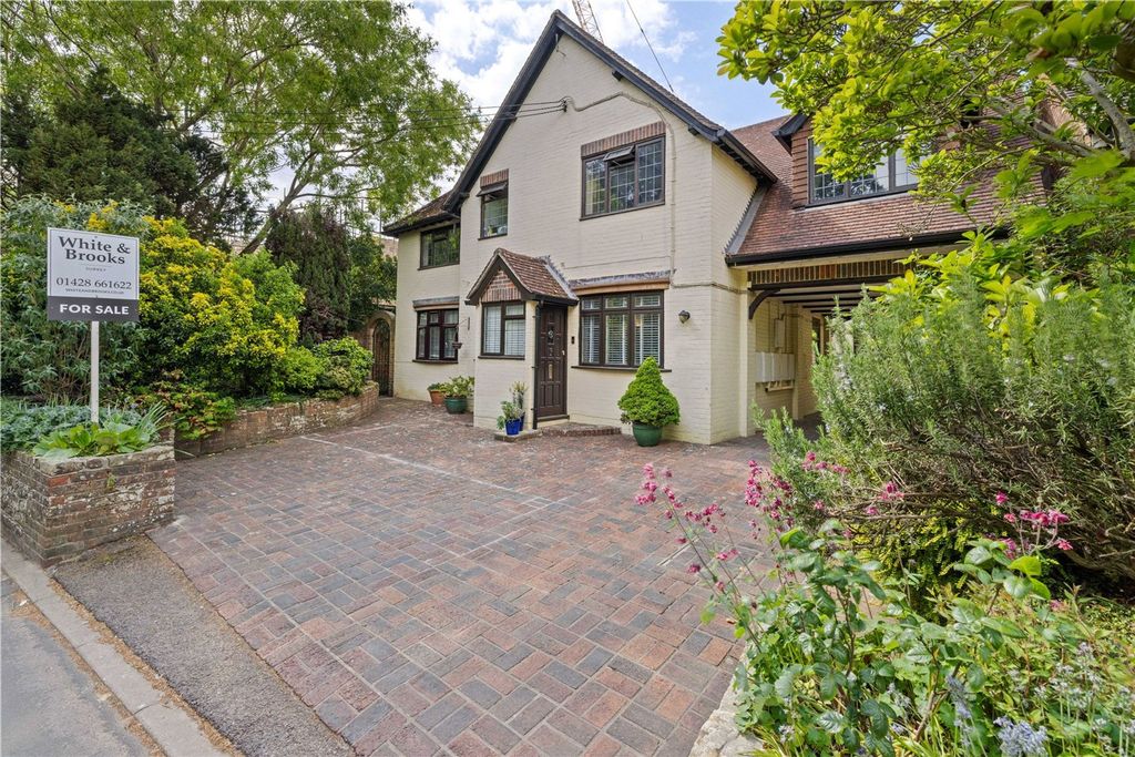 Property photo 1 of 17