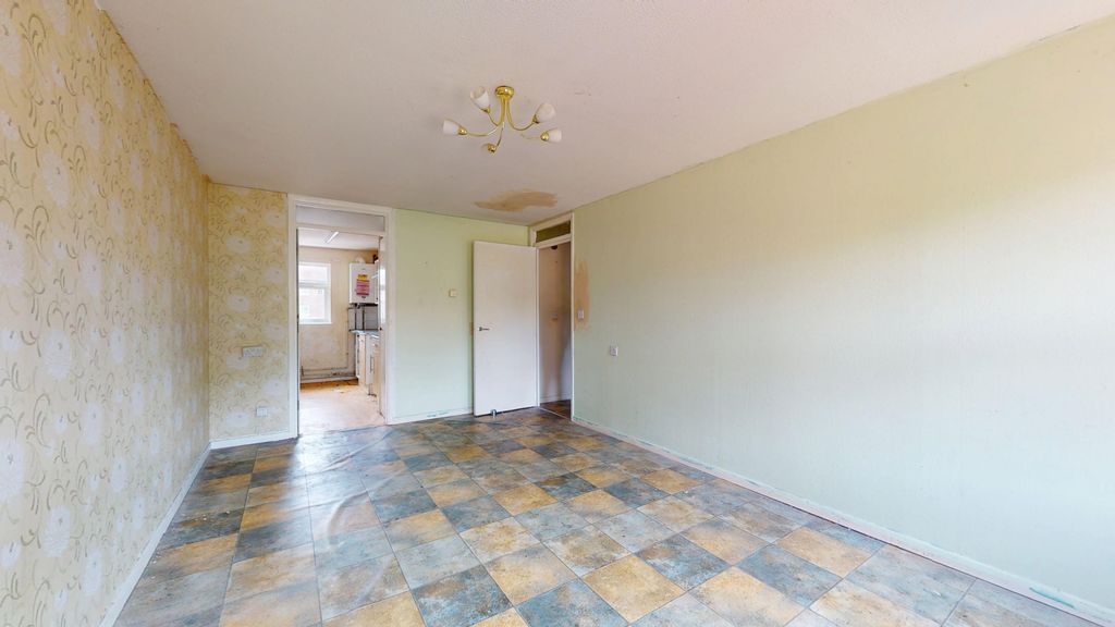 Property photo 3 of 12 50 Fieldfare Road, Thamesmead, London, Se28 8Hr
