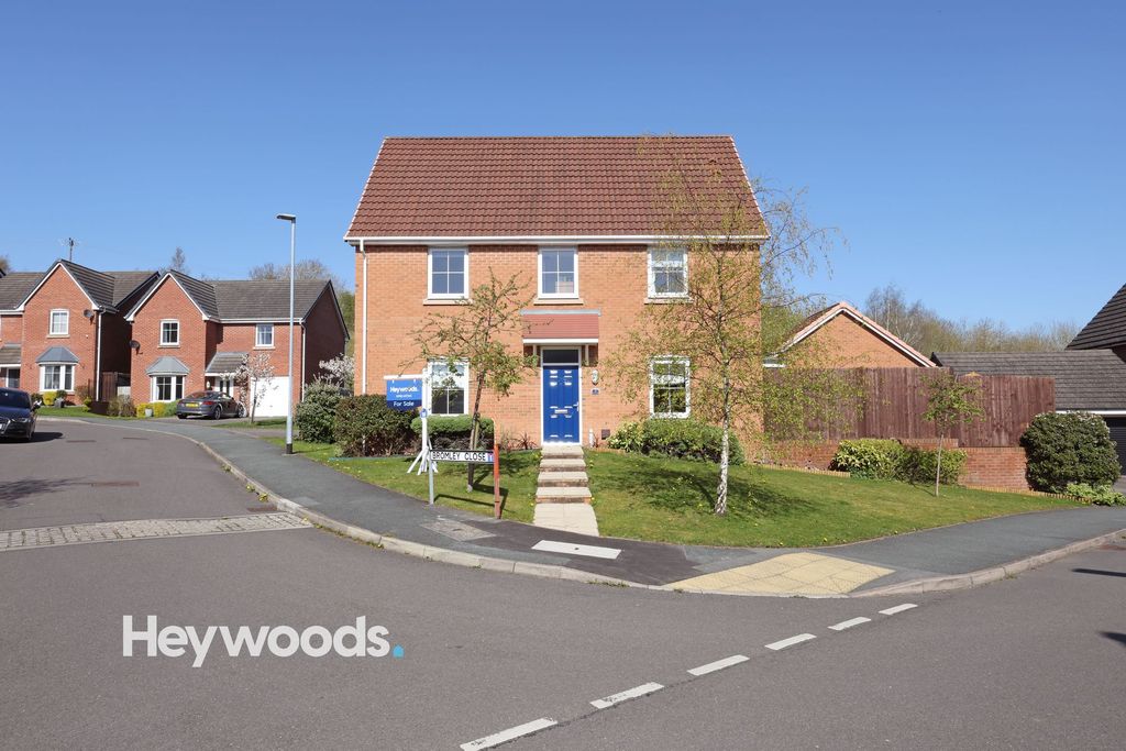 Property photo 1 of 39