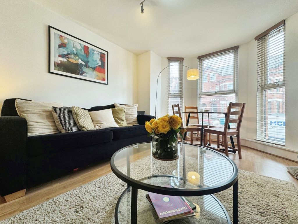 Property photo 3 of 11 Picture 3