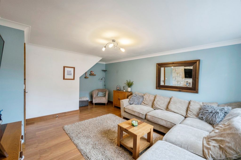 Property photo 3 of 40