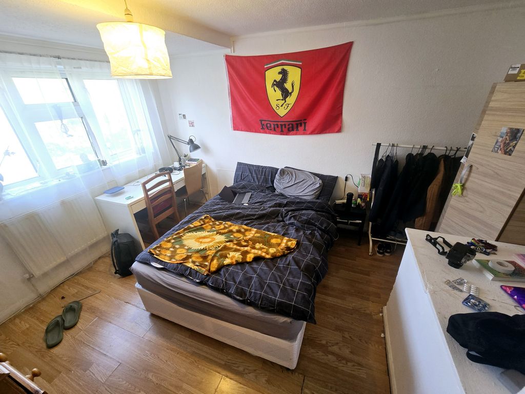 Property photo 3 of 7